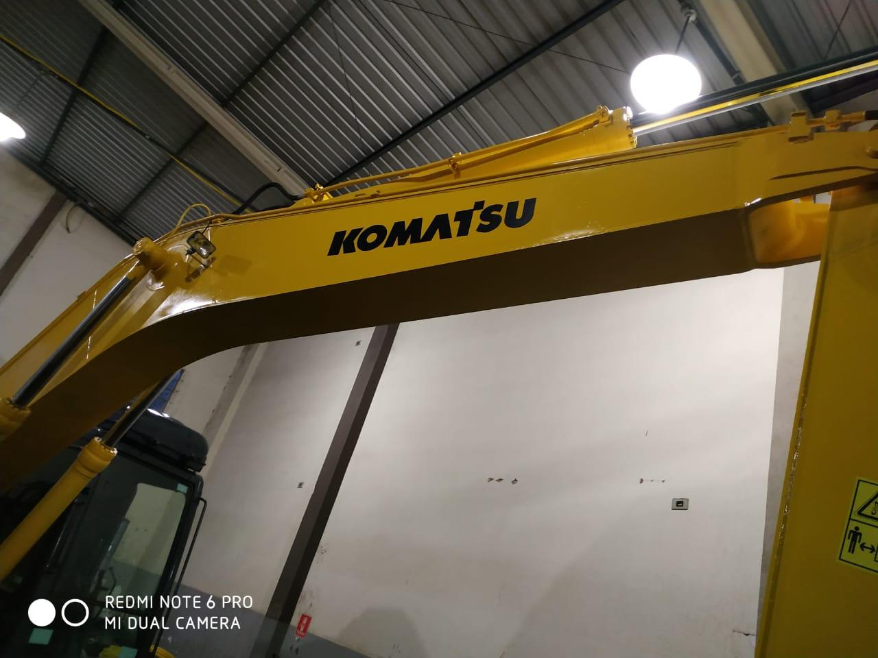 KOMATSU-PC200-VENDA2.jpeg